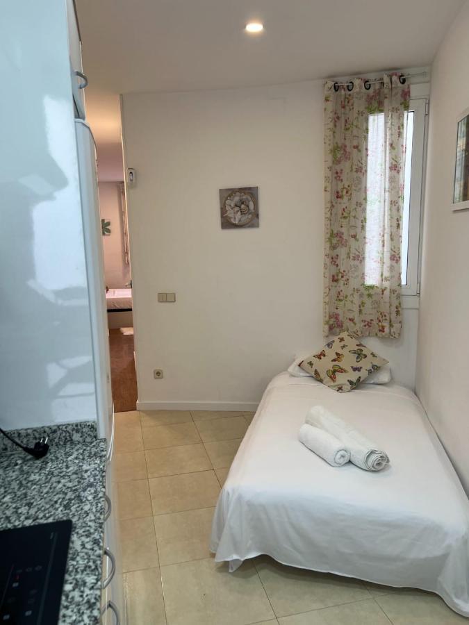 ברצלונה Cozy Studio With Amazing Terrace Near Plaza Espana מראה חיצוני תמונה