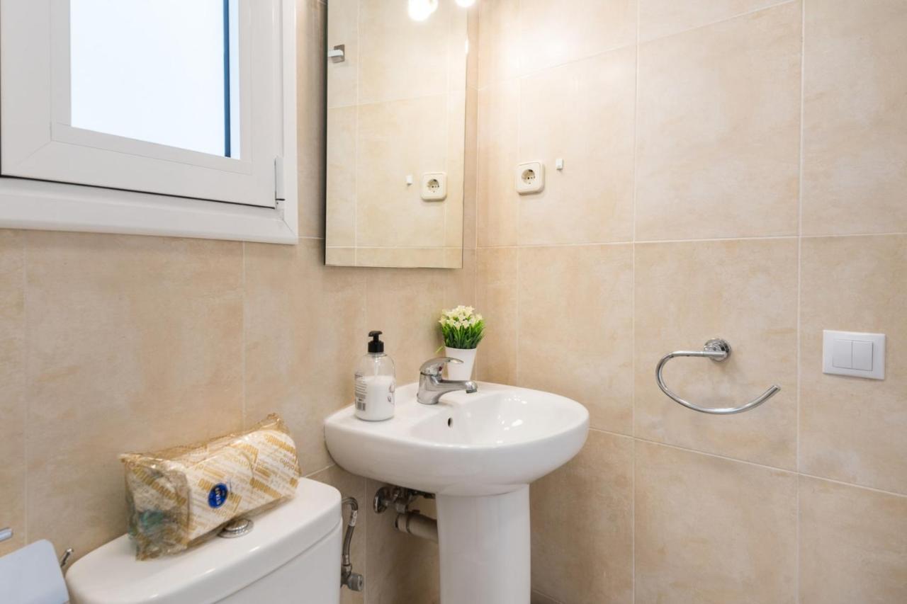 ברצלונה Cozy Studio With Amazing Terrace Near Plaza Espana מראה חיצוני תמונה