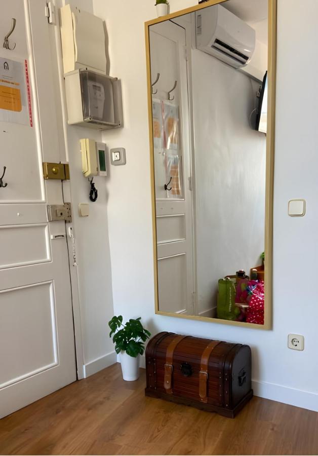 ברצלונה Cozy Studio With Amazing Terrace Near Plaza Espana מראה חיצוני תמונה